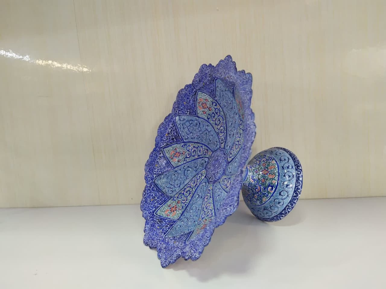 شیرینی خوری میناکاری